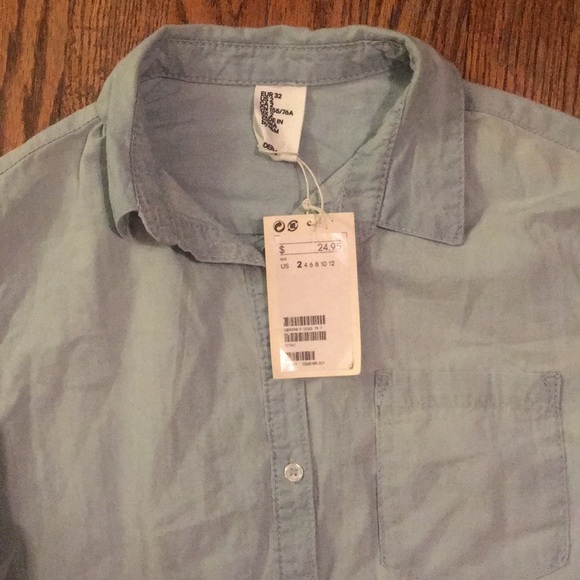 H&M Chambray/Denim Shirt - Picture 2 of 2